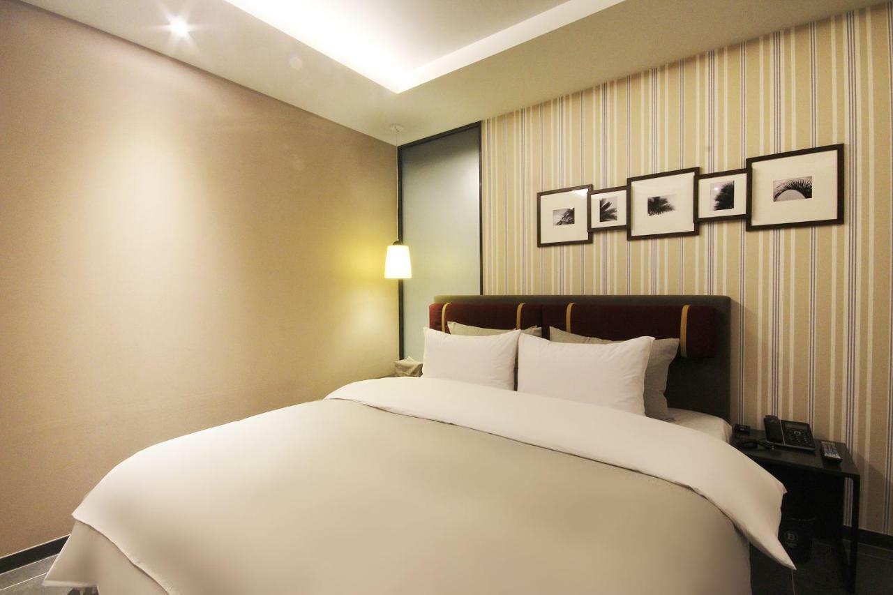 בוסאן Brown Dot Hotel Seomyeon מראה חיצוני תמונה