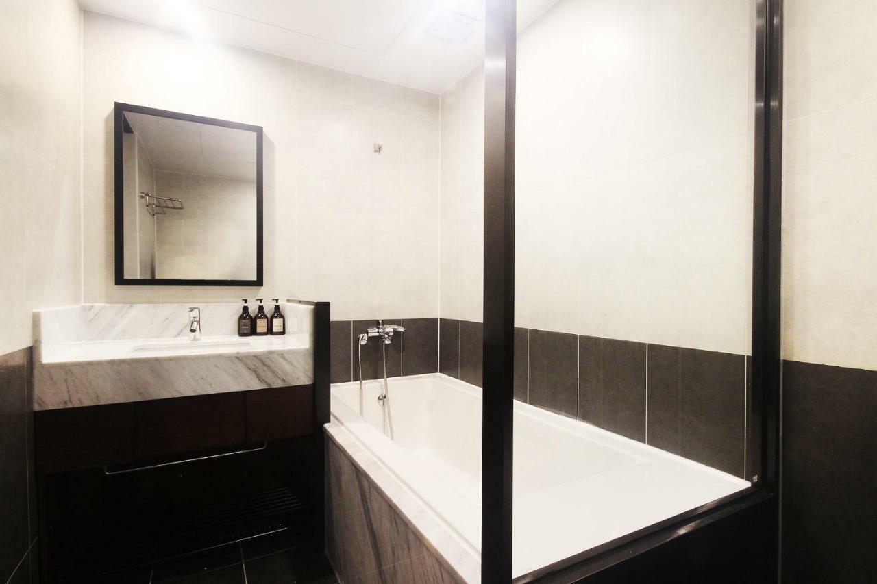 בוסאן Brown Dot Hotel Seomyeon מראה חיצוני תמונה