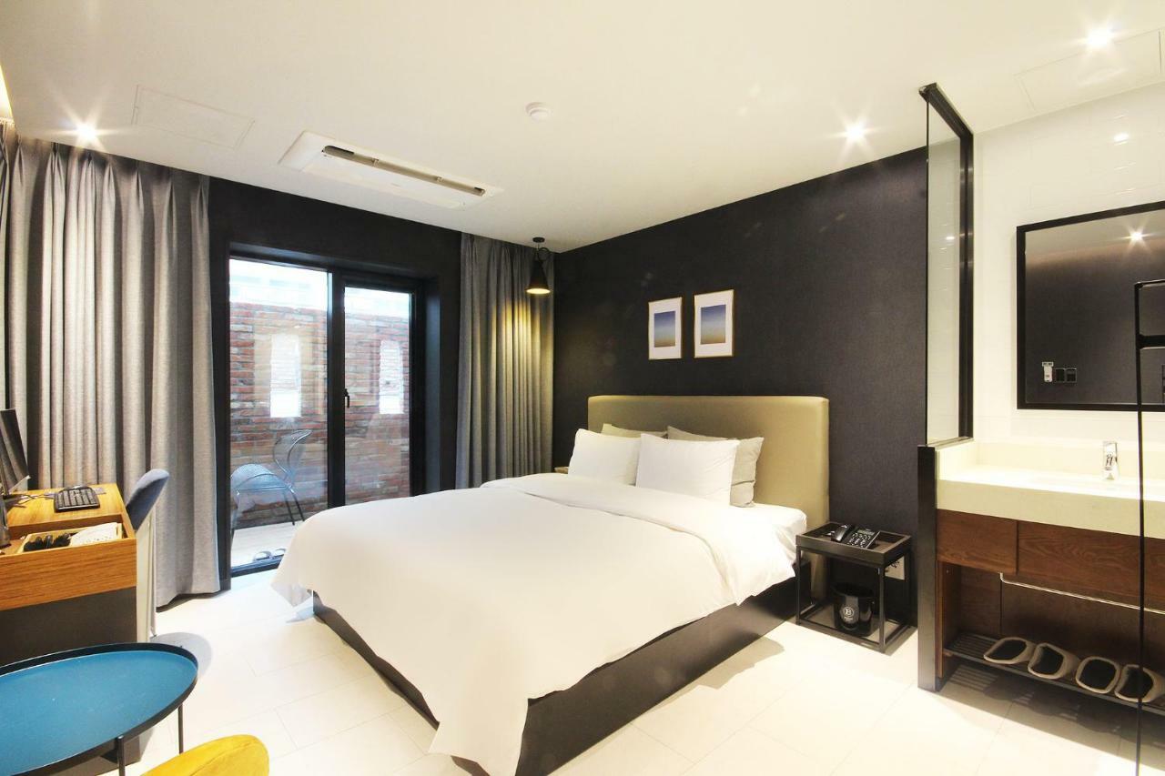בוסאן Brown Dot Hotel Seomyeon מראה חיצוני תמונה