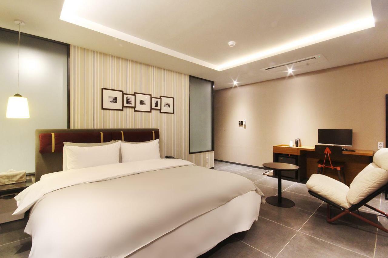 בוסאן Brown Dot Hotel Seomyeon מראה חיצוני תמונה