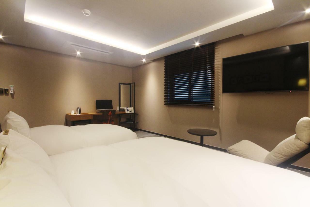 בוסאן Brown Dot Hotel Seomyeon מראה חיצוני תמונה