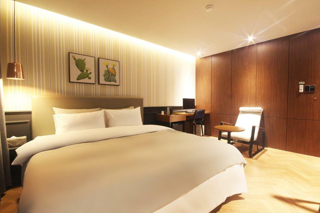 בוסאן Brown Dot Hotel Seomyeon מראה חיצוני תמונה