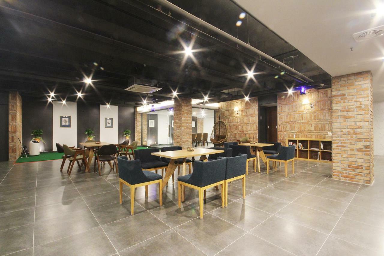 בוסאן Brown Dot Hotel Seomyeon מראה חיצוני תמונה