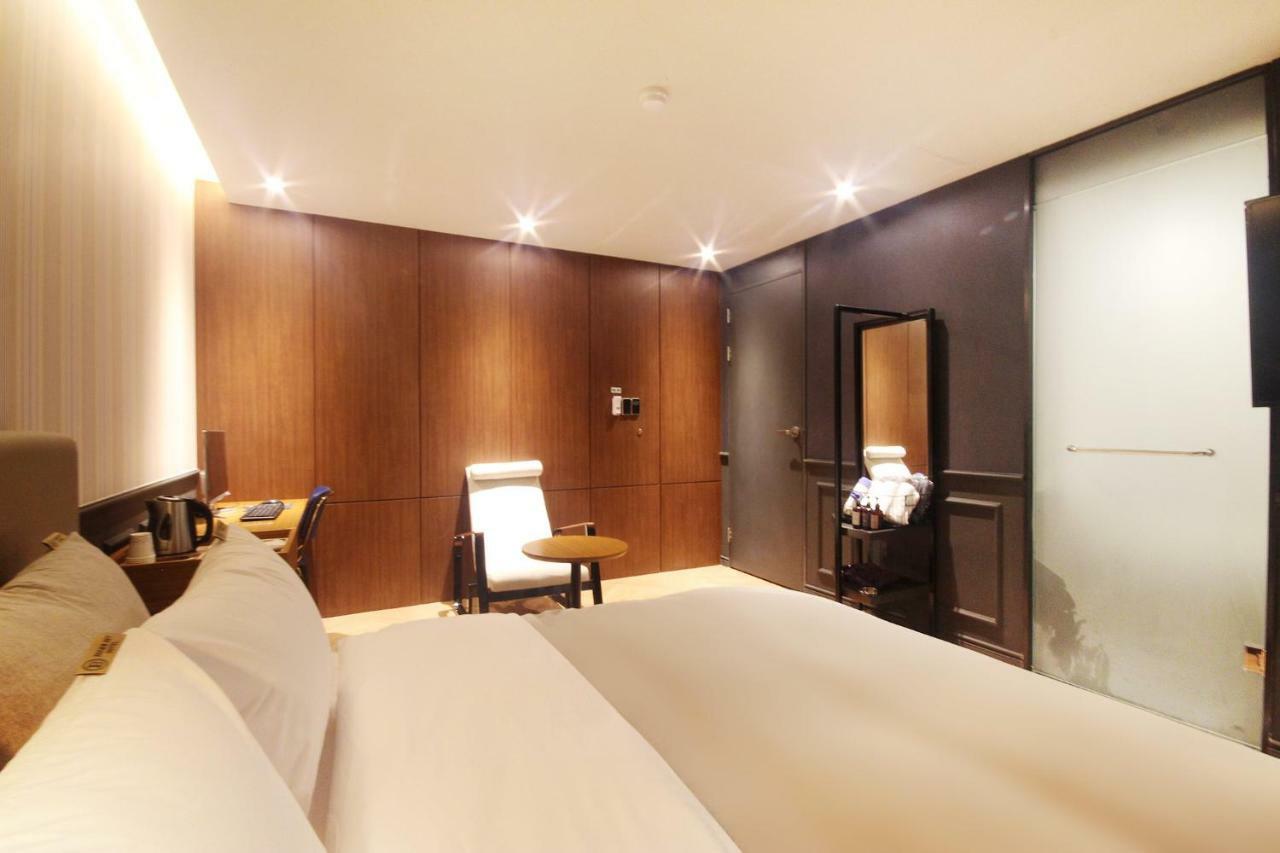 בוסאן Brown Dot Hotel Seomyeon מראה חיצוני תמונה