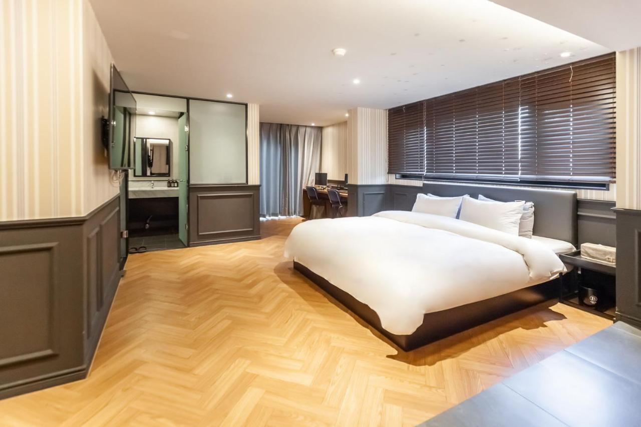בוסאן Brown Dot Hotel Seomyeon מראה חיצוני תמונה